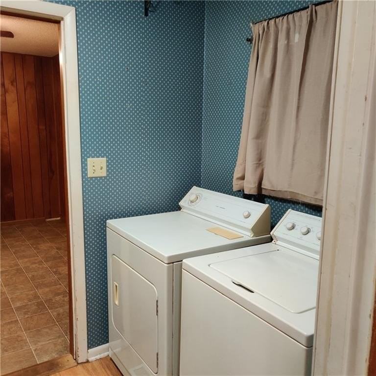 1351 N Stephens Ave - Photo 6 of 17