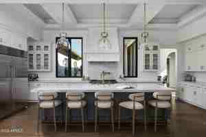 featured image of 7730 N Mockingbird Ln