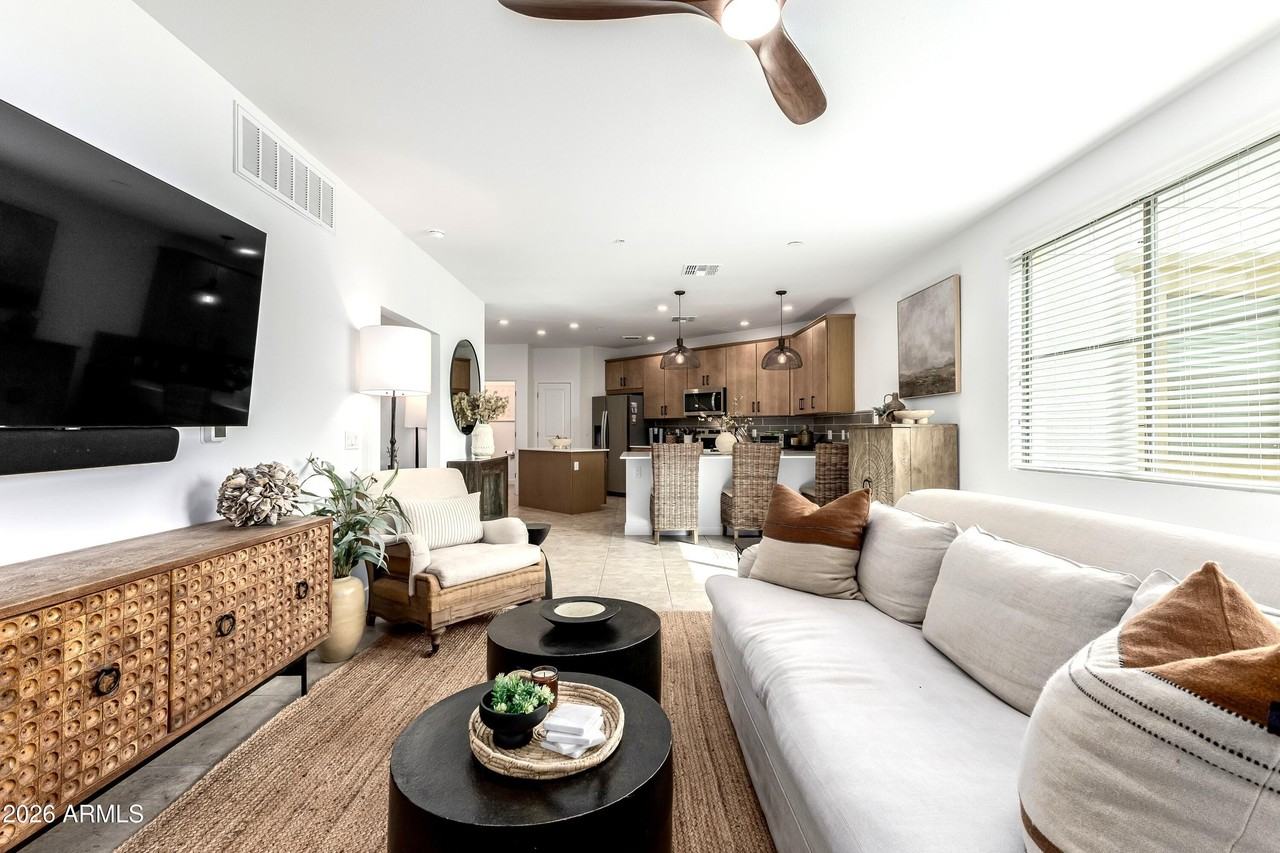 2511 W Queen Creek Rd Unit 216 - Photo 5 of 34