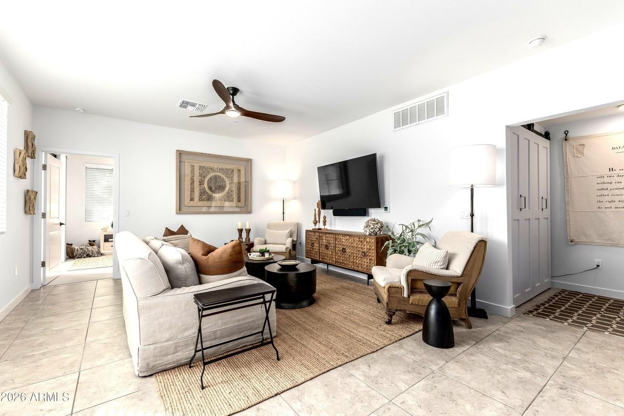 2511 W Queen Creek Rd Unit 216 - Photo 7 of 34