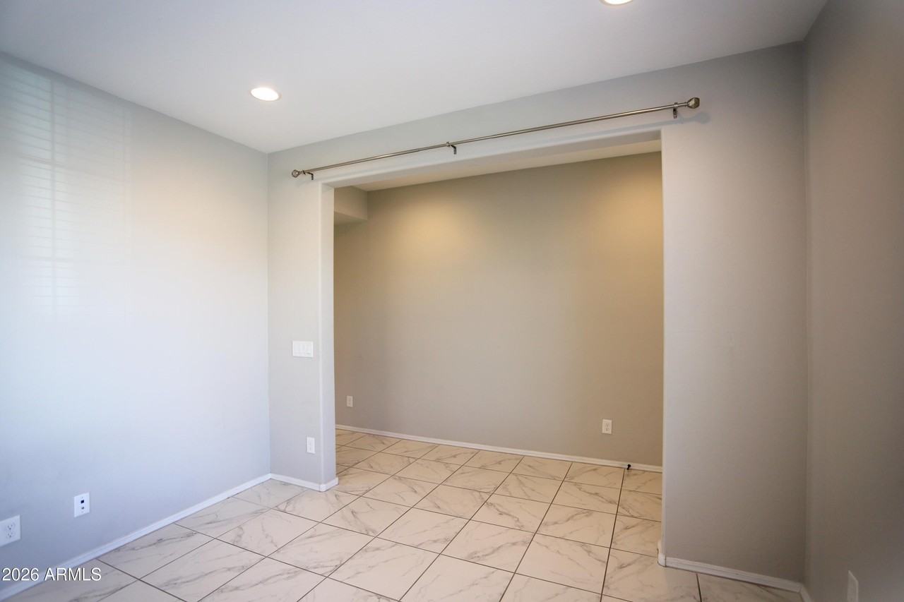 7091 W Jasmine Trl - Photo 7 of 40