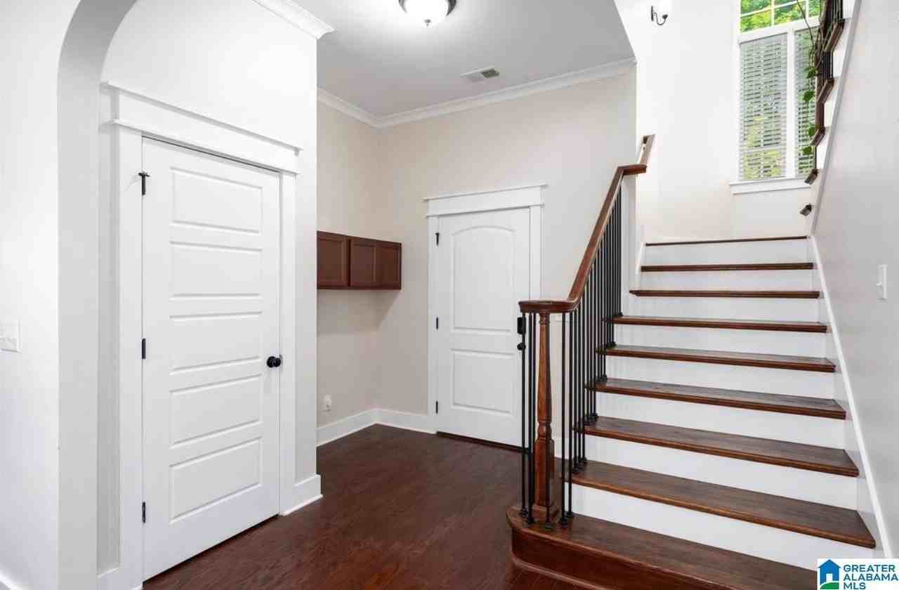 5301 Wilson Way - Photo 3 of 26