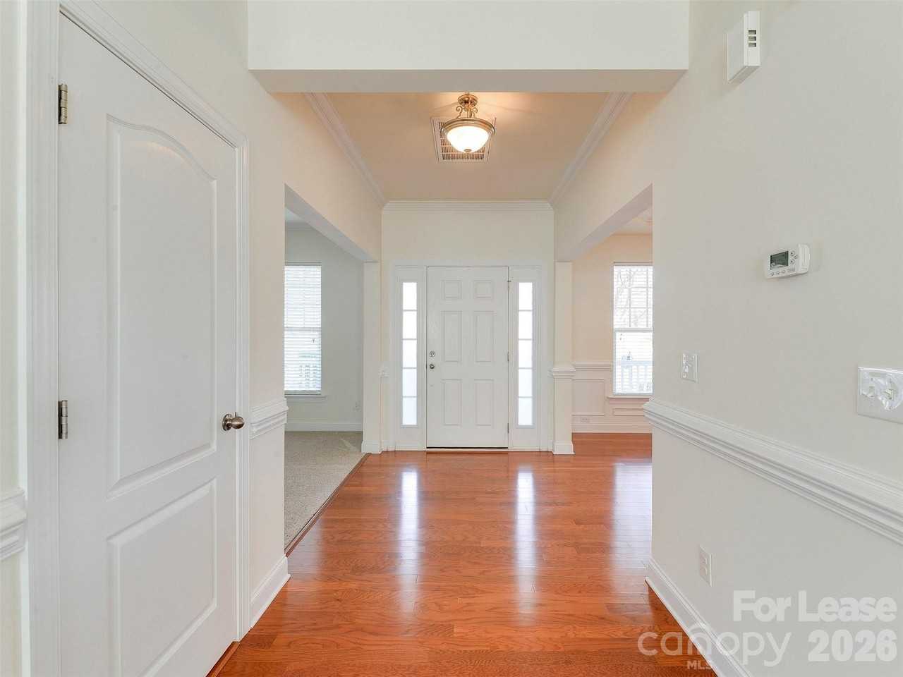 12926 Union Square Dr - Photo 4 of 48