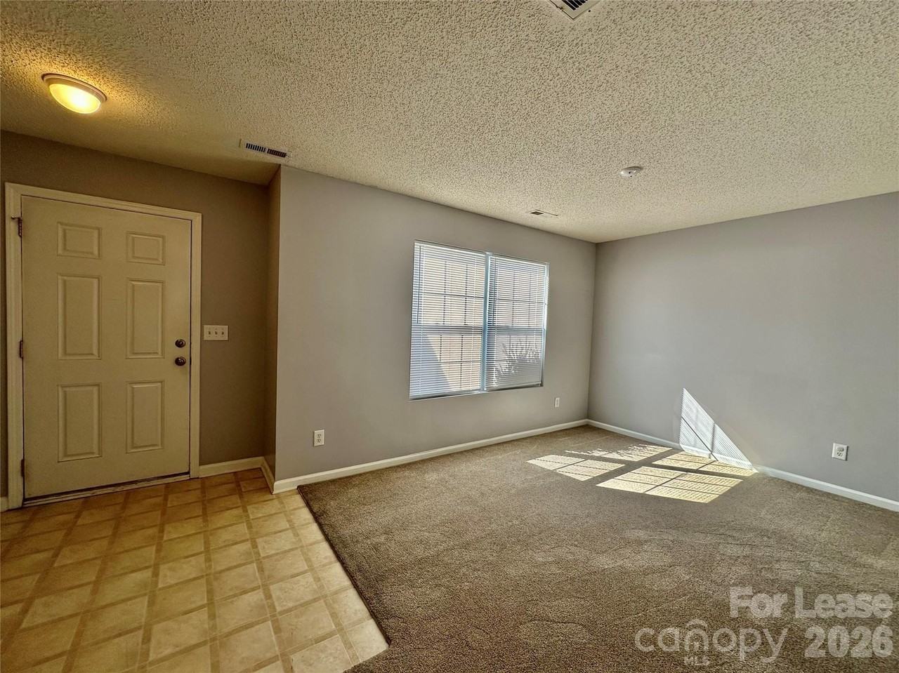 5787 Dove Point Dr Sw - Photo 3 of 33