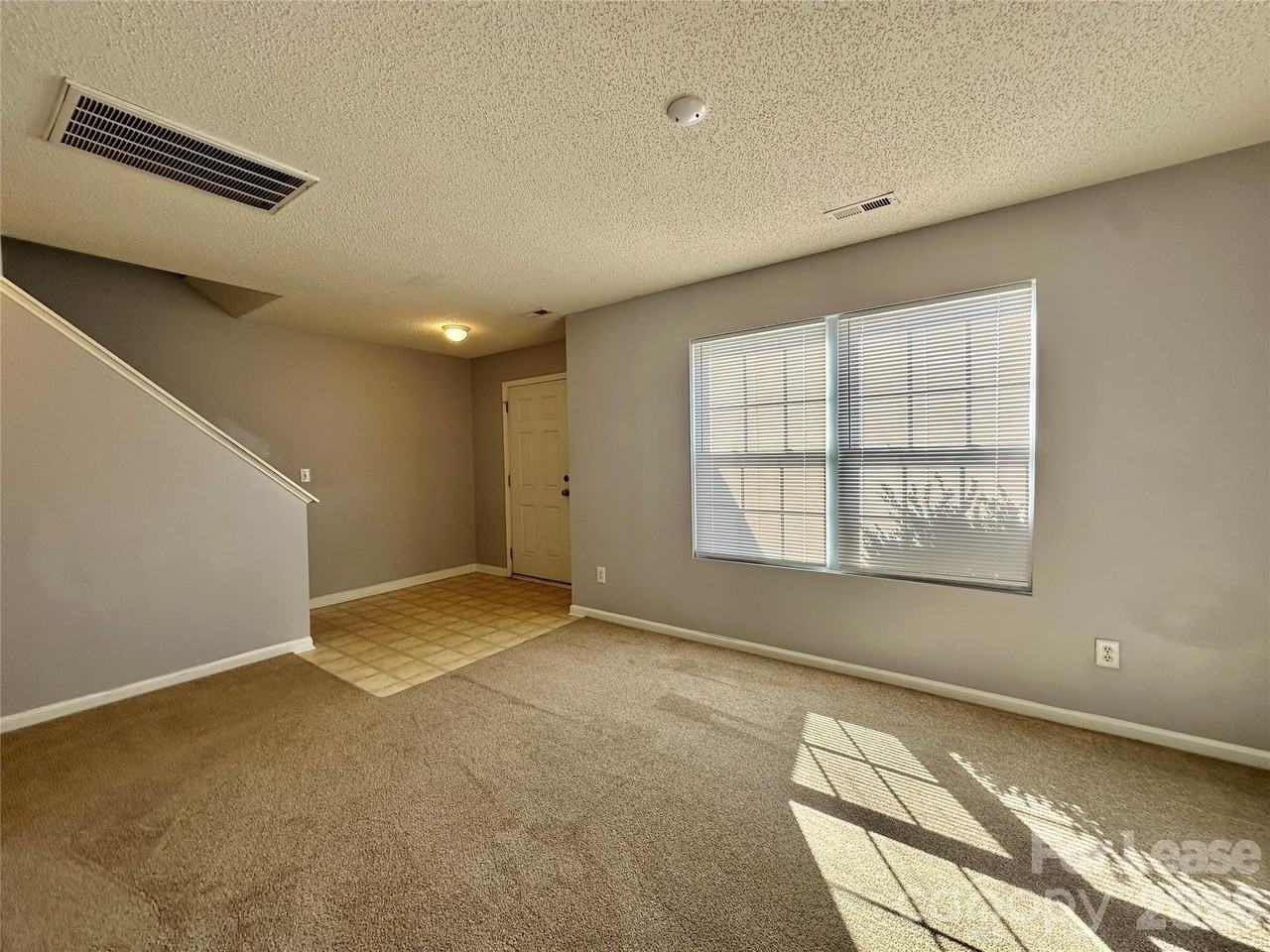 5787 Dove Point Dr Sw - Photo 4 of 33