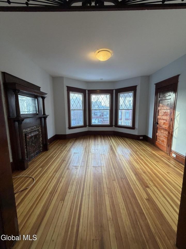 608 3rd Ave - Photo 3 of 20