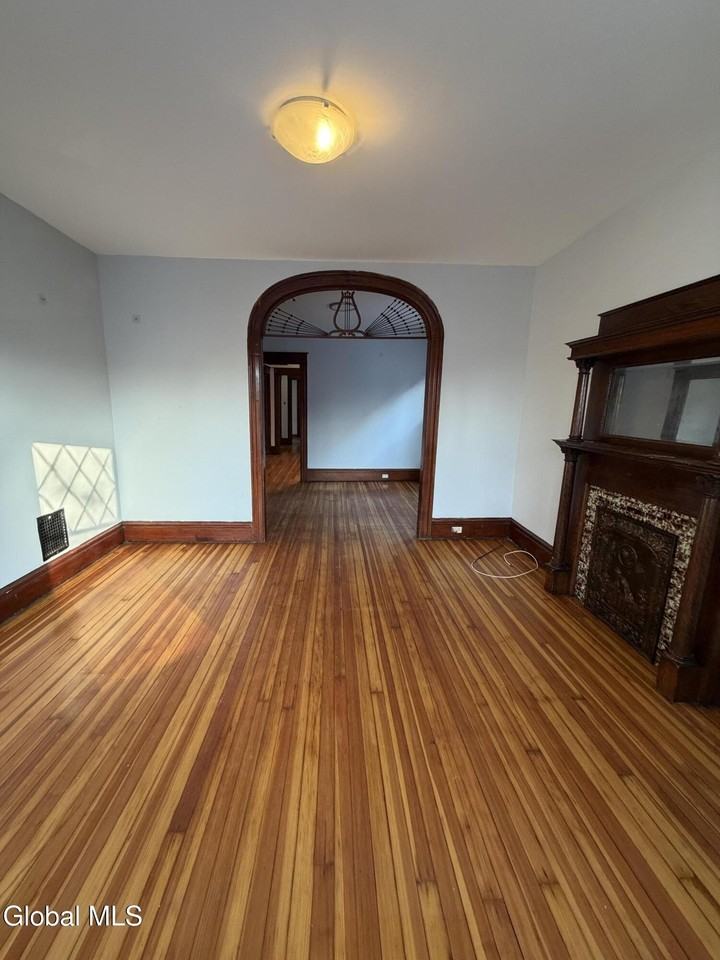 608 3rd Ave - Photo 4 of 20