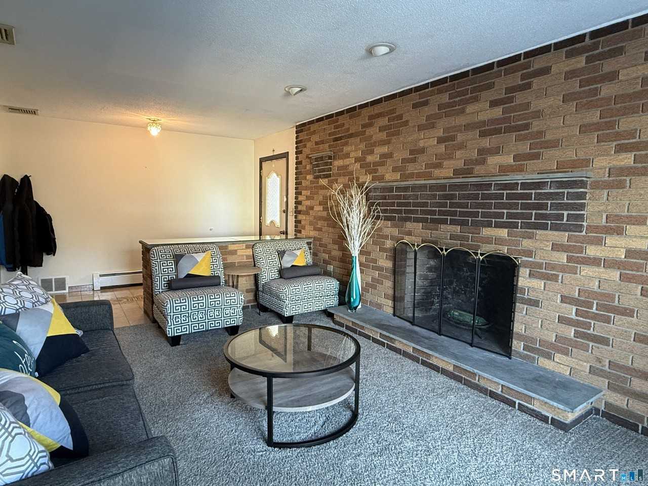 50 Emmett Ave - Photo 3 of 18