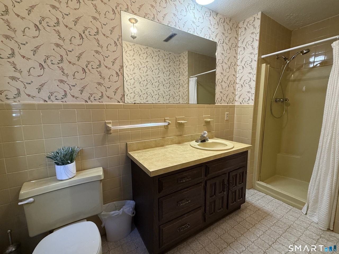 50 Emmett Ave - Photo 6 of 18