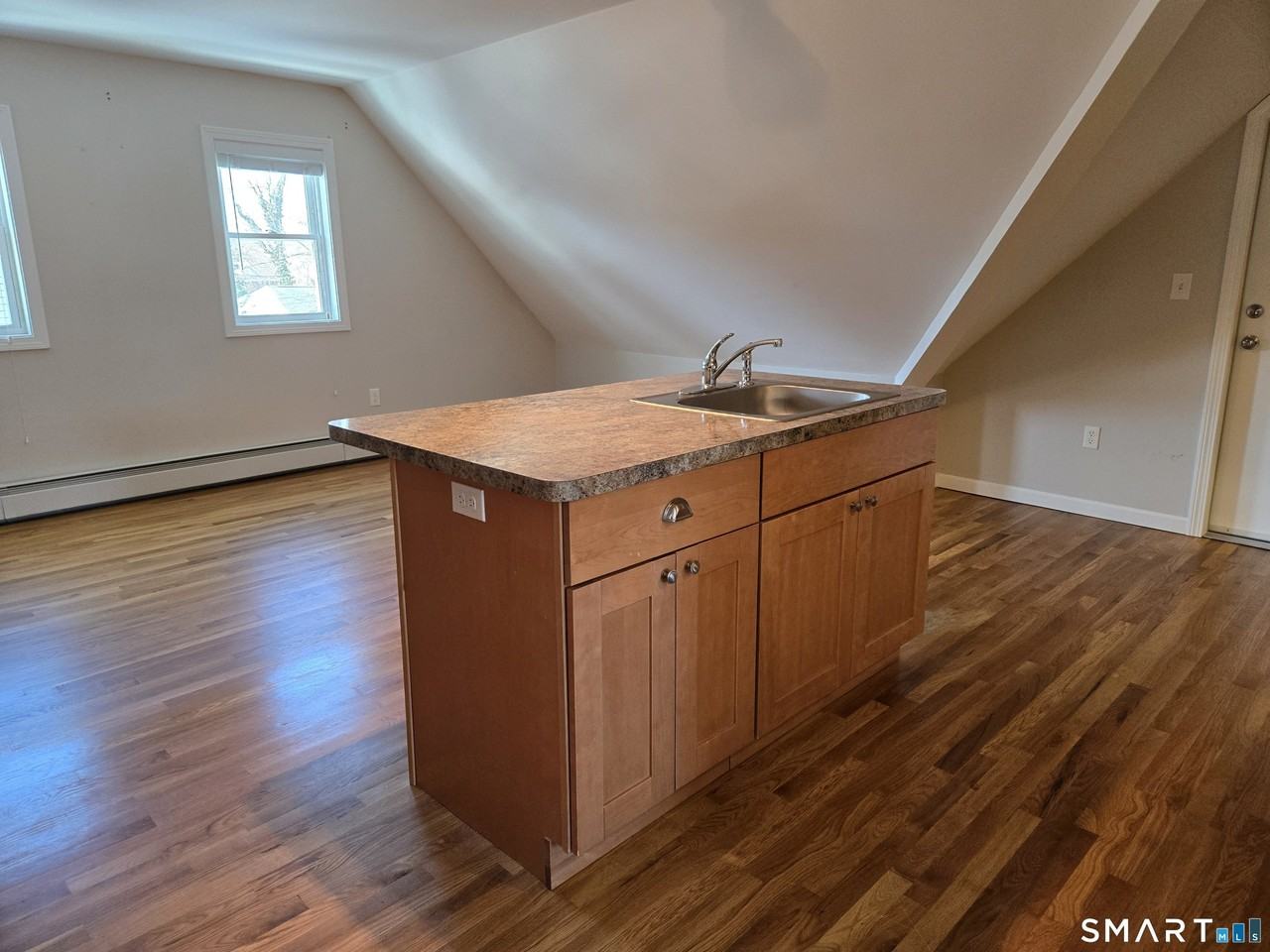 674 Main St Unit 3 - Photo 4 of 15