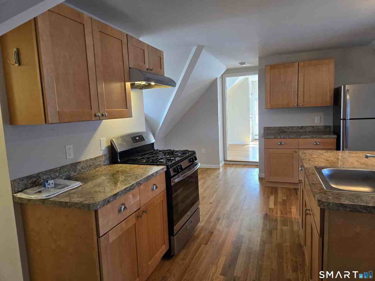 674 Main St Unit 3 - Photo 7 of 15