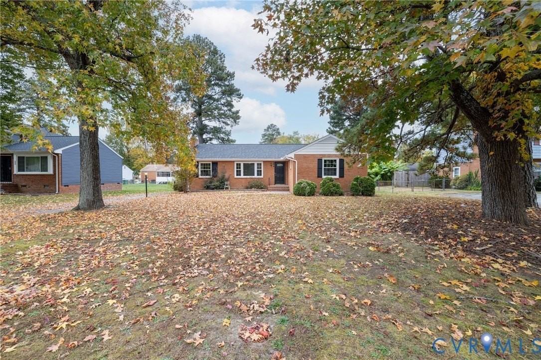 609 Willomett Ave - Photo 3 of 30