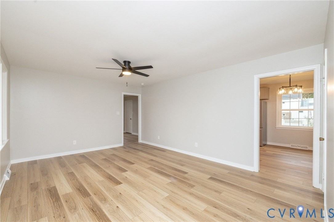 609 Willomett Ave - Photo 7 of 30