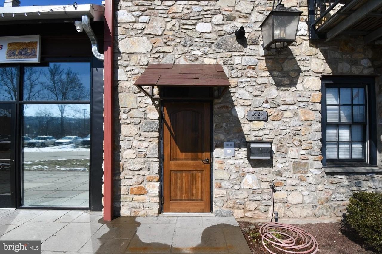 26 E Lancaster Ave - Photo 3 of 25