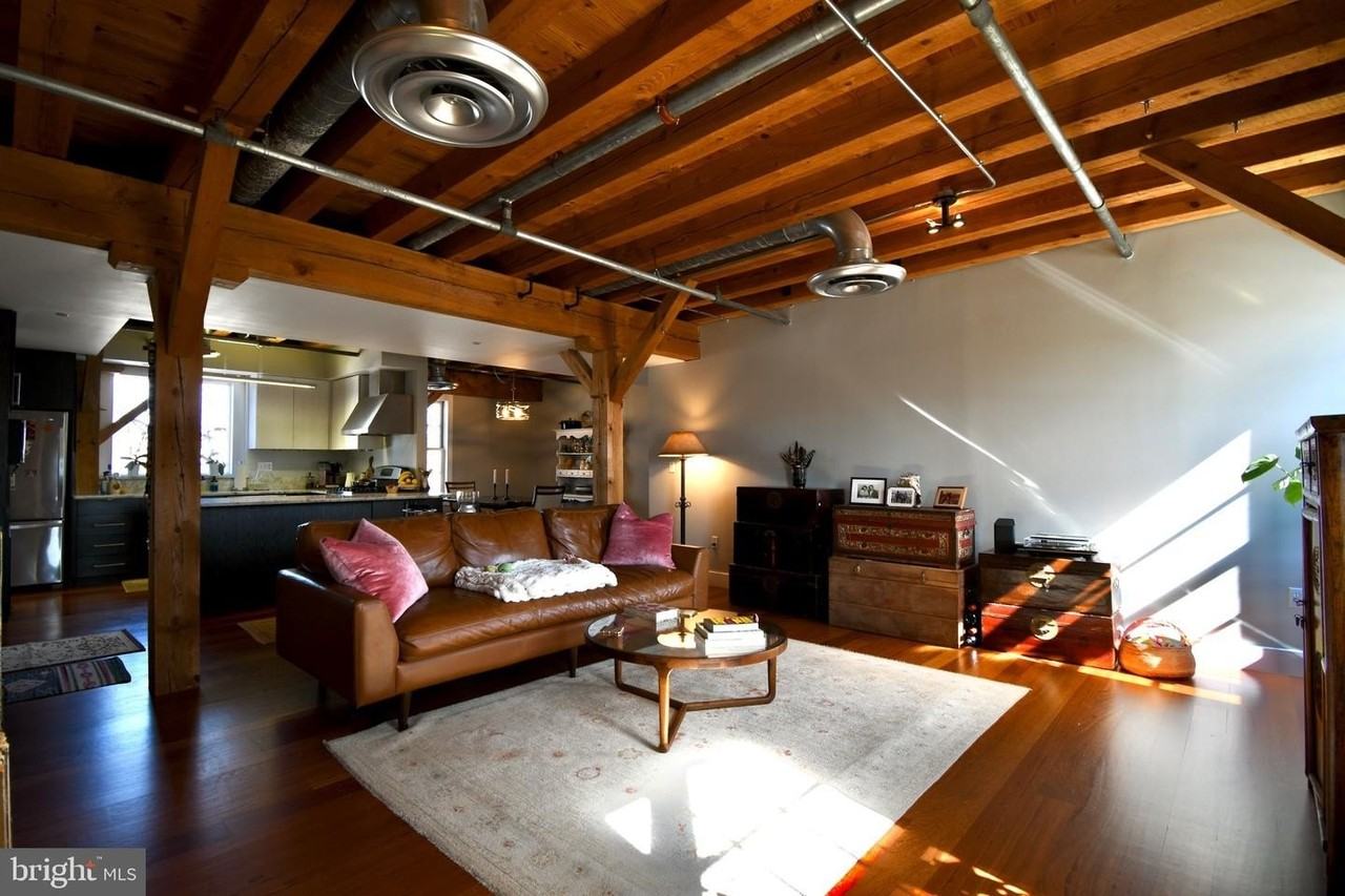 26 E Lancaster Ave - Photo 5 of 25