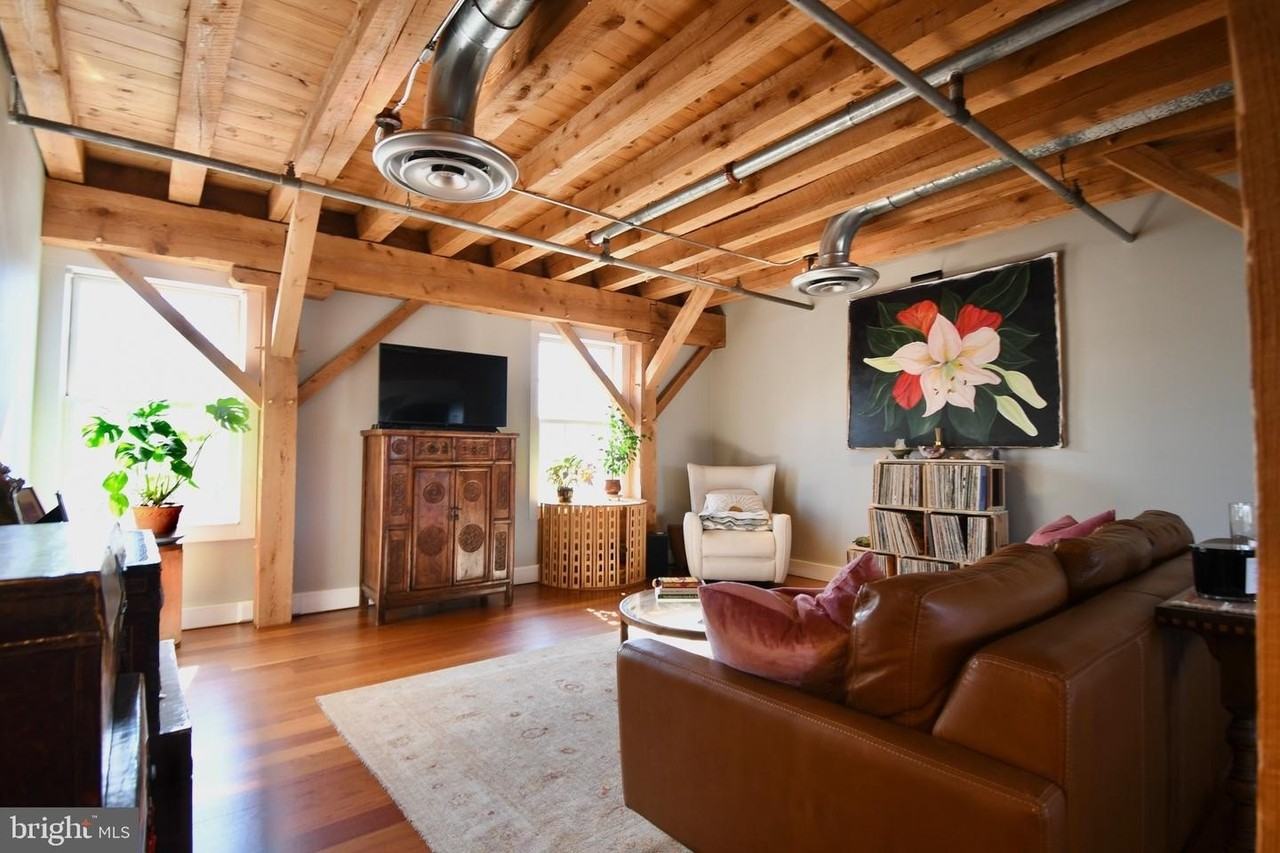 26 E Lancaster Ave - Photo 6 of 25