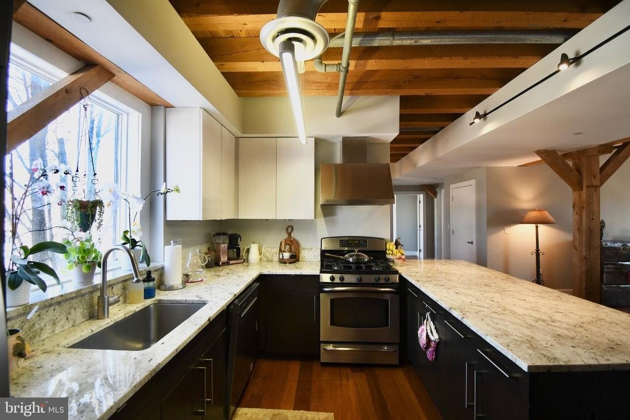 26 E Lancaster Ave - Photo 7 of 25