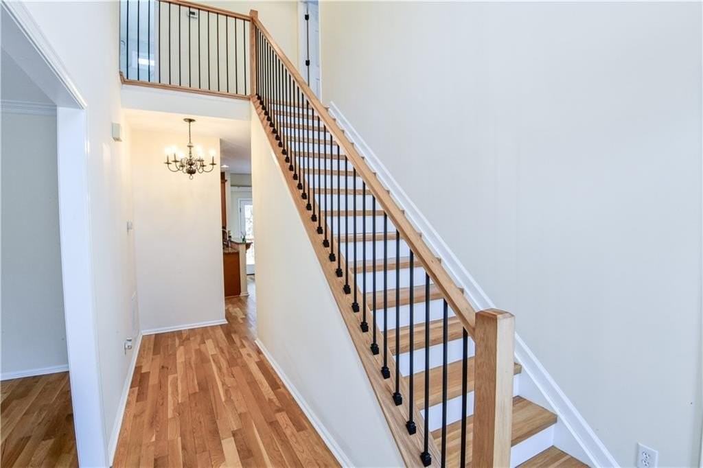 1865 Oak Tree Holw - Photo 5 of 39