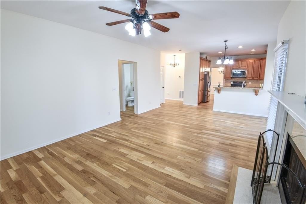 1865 Oak Tree Holw - Photo 4 of 39