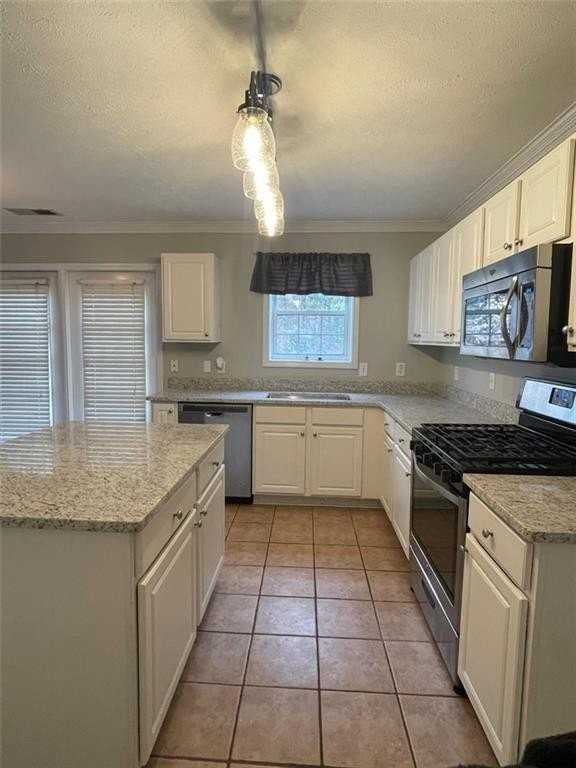 3797 Seattle Pl Nw - Photo 6 of 16