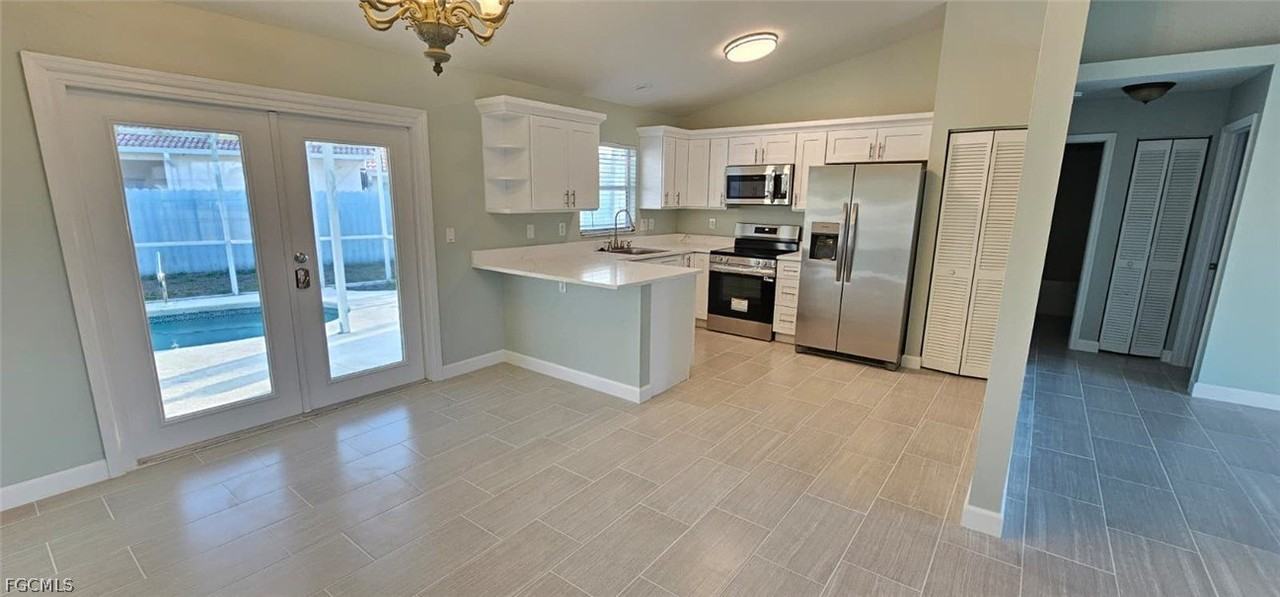 510 Se 27th Ter - Photo 6 of 22