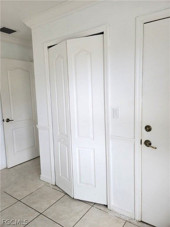 1014 Country Club Blvd Unit 2 - Photo 5 of 10