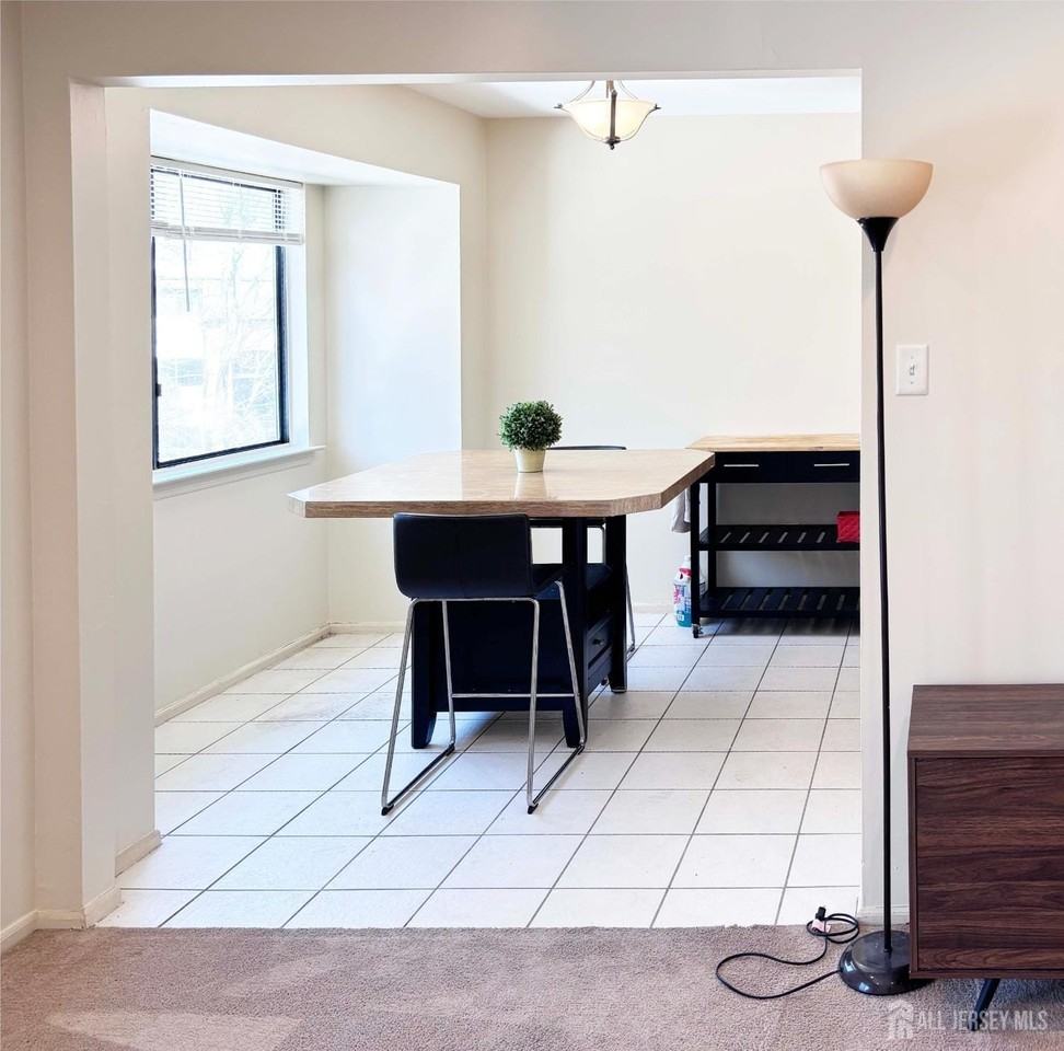 1111 Edison Glen Ter - Photo 2 of 11