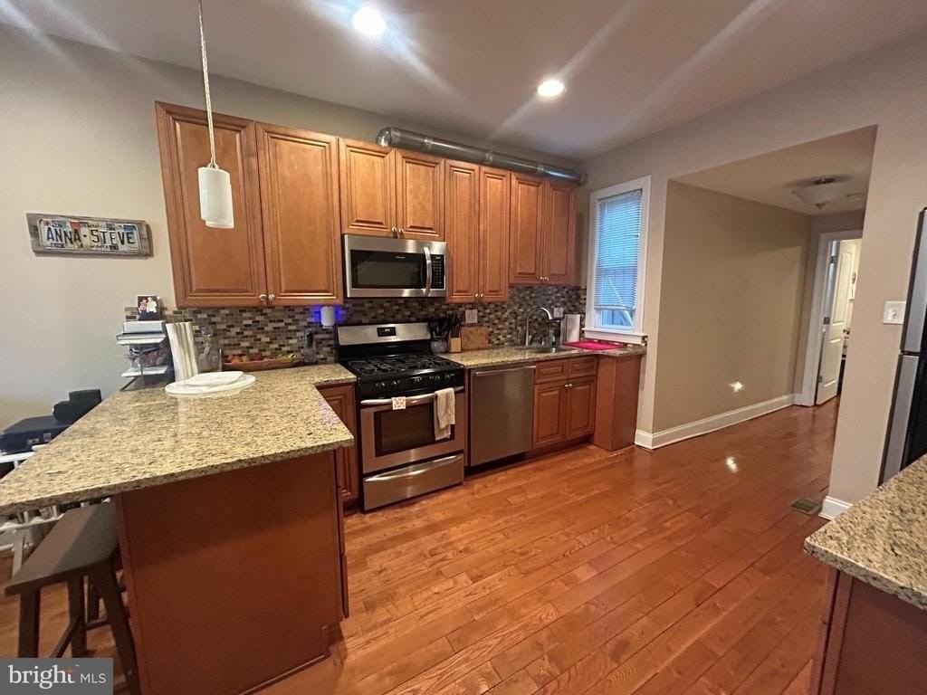 530 N 15th St #1 - Photo 5 of 17