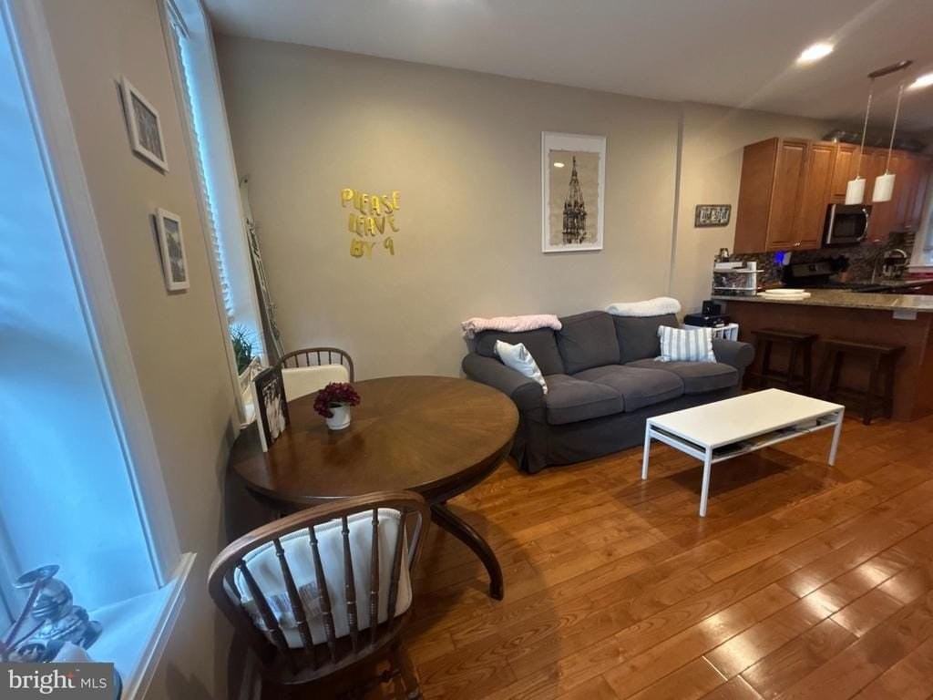 530 N 15th St #1 - Photo 7 of 17