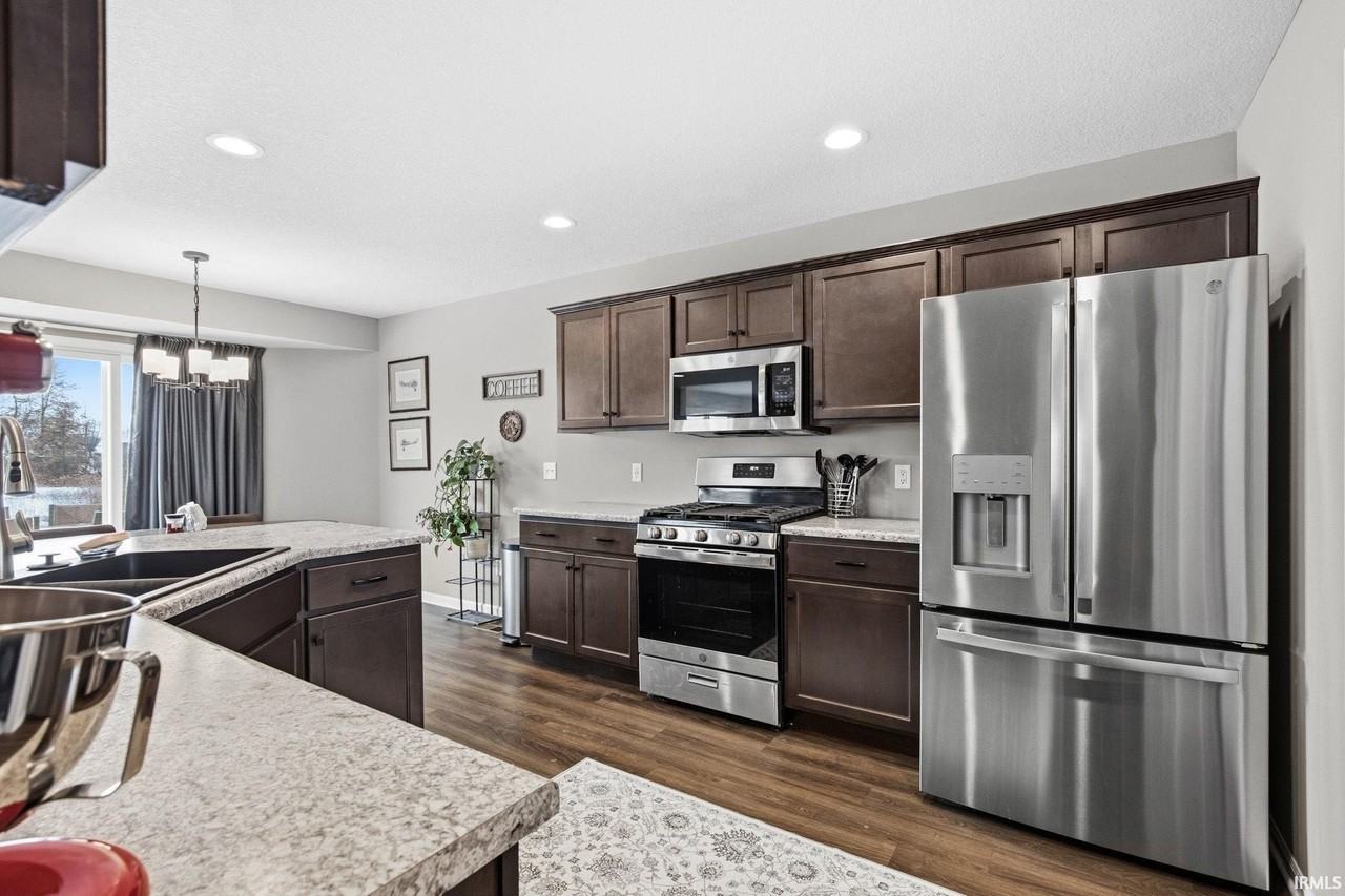 1417 Verdigris Pass - Photo 4 of 20