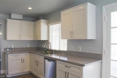 528 S Tomsik St - Photo 3 of 36