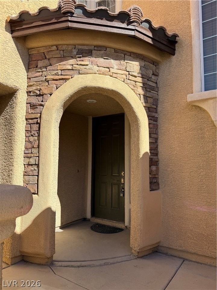 7720 Twin Tails St - Photo 3 of 28