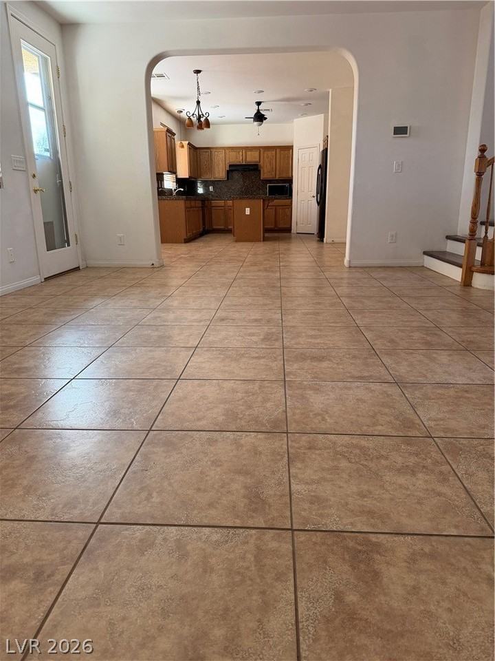 7720 Twin Tails St - Photo 4 of 28