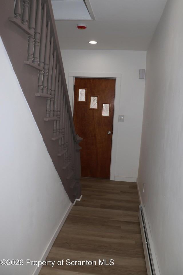 710 W Lackawanna Ave - Photo 4 of 47