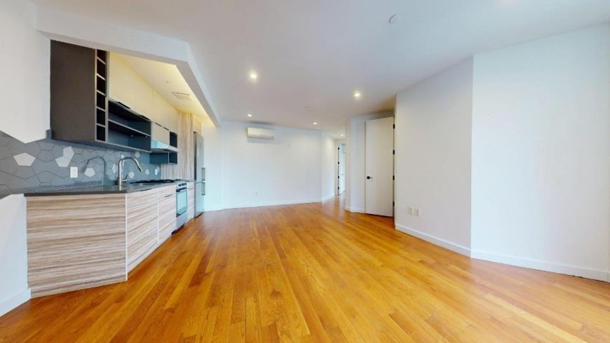 1157 Myrtle Ave - Photo 3 of 10