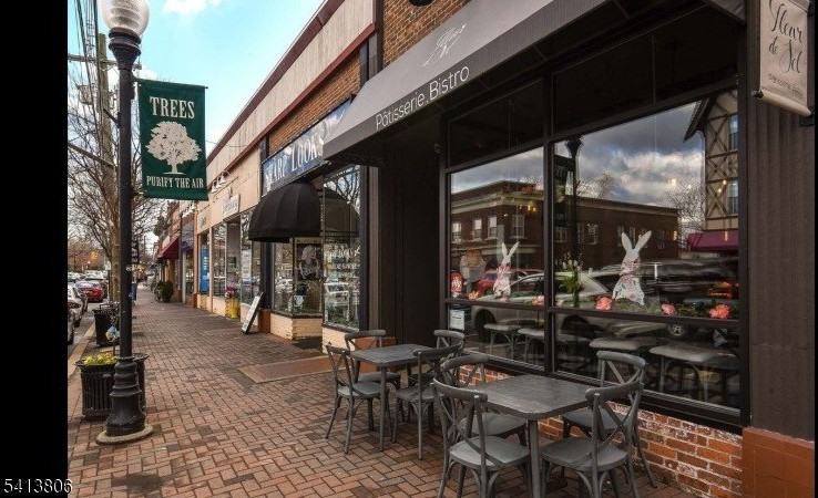 500 Main St Apt 10a #10A - Photo 5 of 14