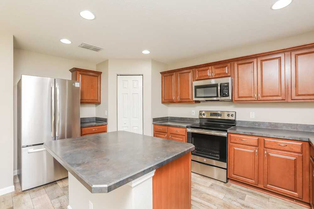 2387 Yellow Grass Ct - Photo 6 of 16