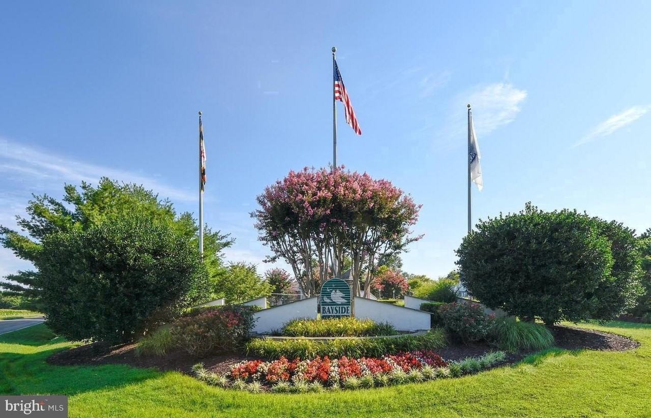 907 Auckland Way - Photo 2 of 50