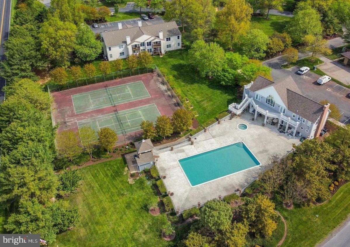 907 Auckland Way - Photo 3 of 50