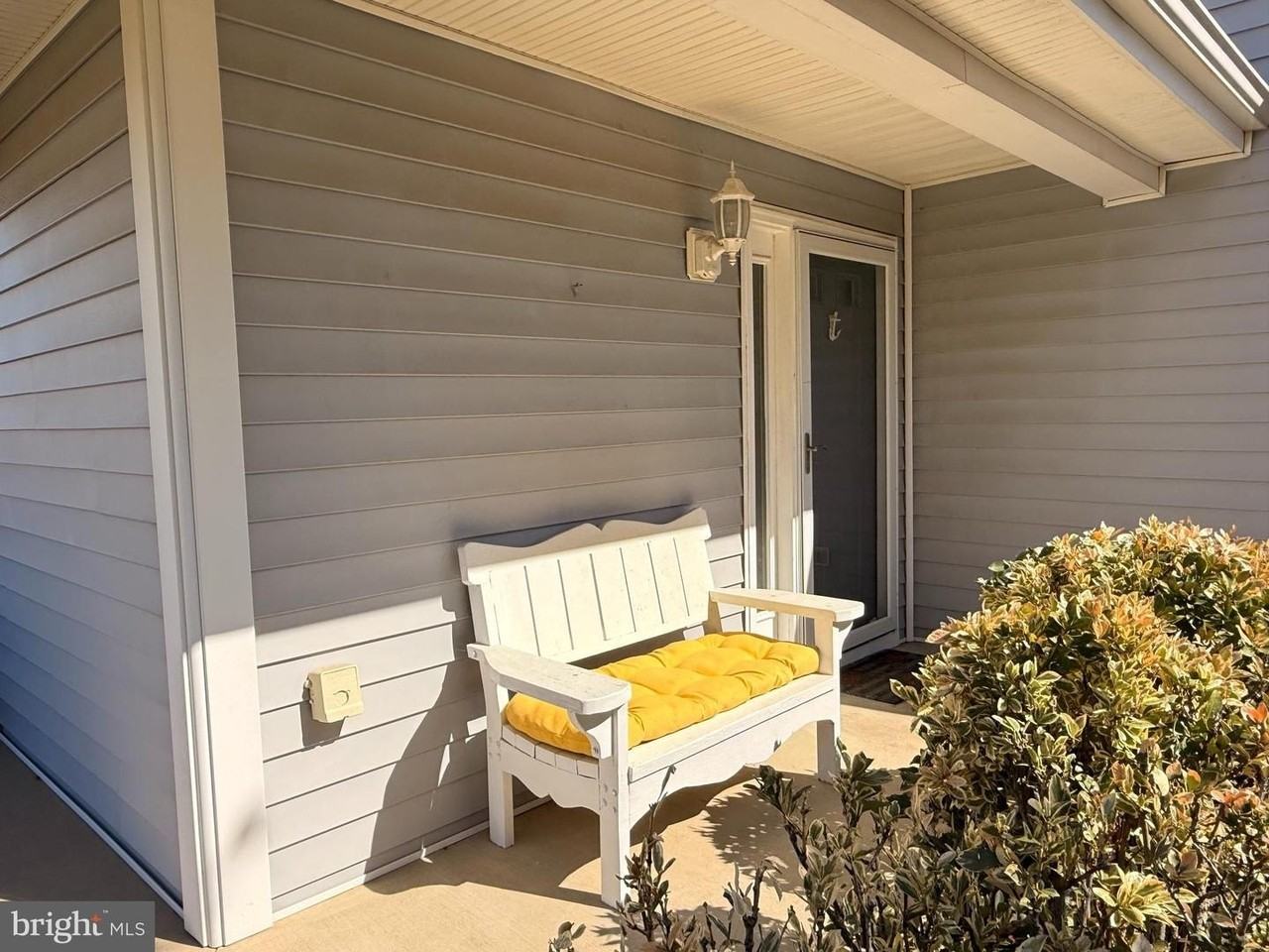 907 Auckland Way - Photo 6 of 50