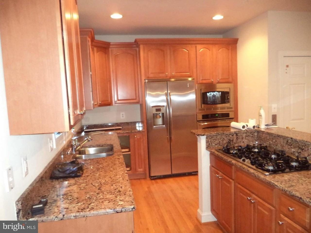 6812 Rigby Ln - Photo 7 of 23