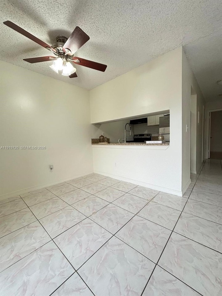 6031 10th Ave N #218 - Photo 7 of 12