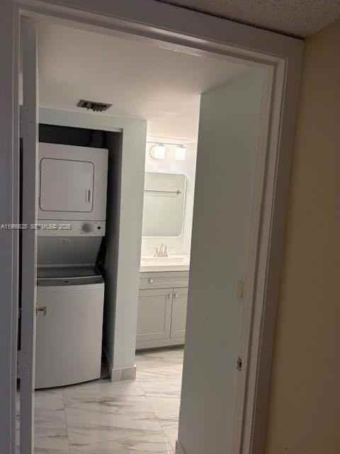 15539 Miami Lakeway N #201-22 - Photo 6 of 13