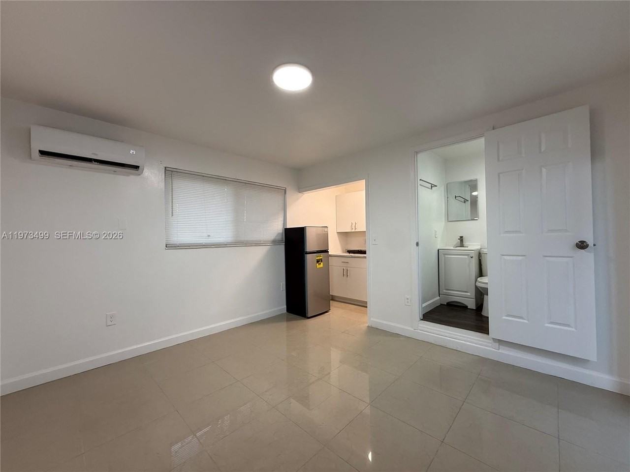 1122 Nw 32nd Ct #BACK - Photo 4 of 12