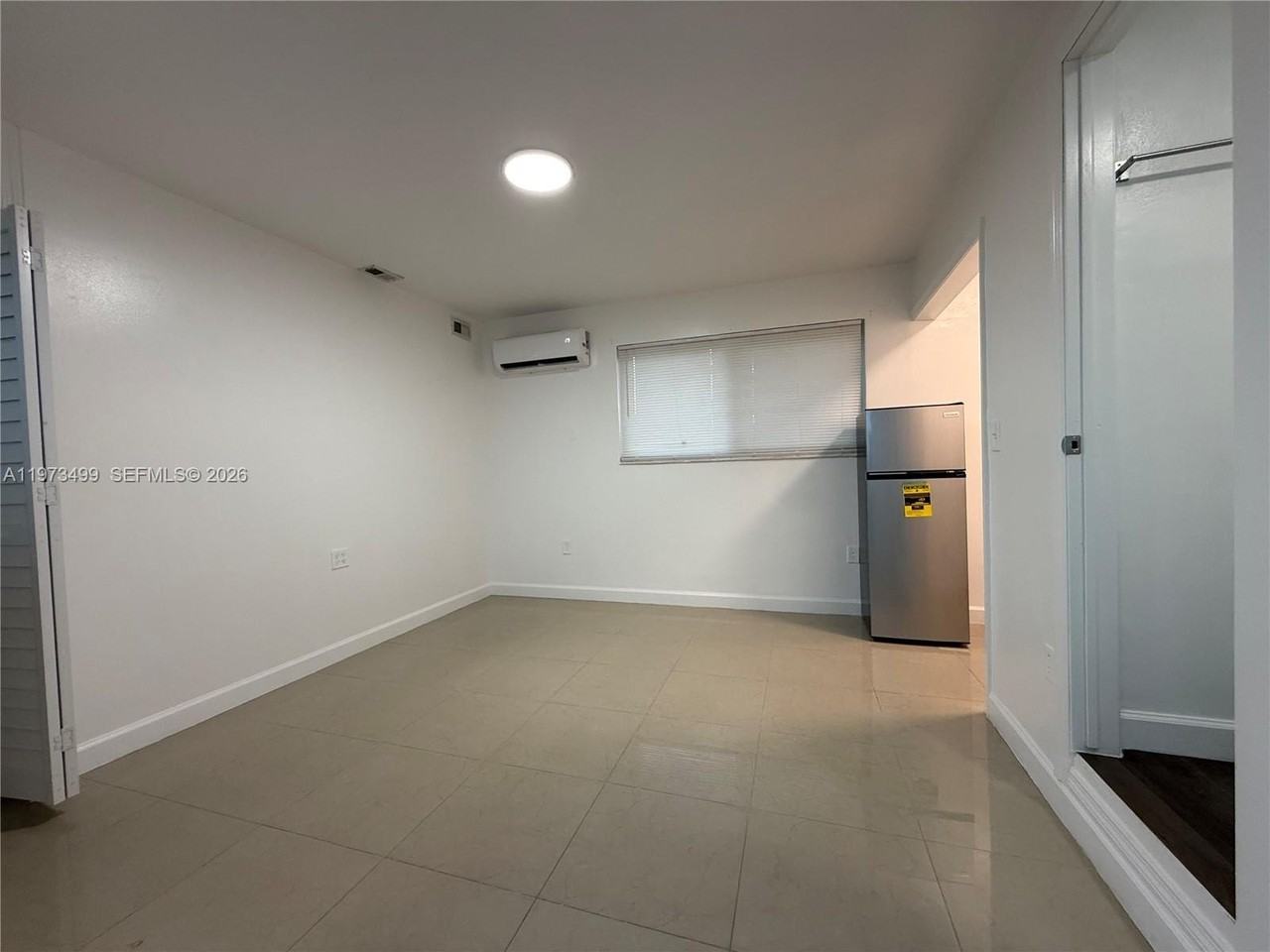 1122 Nw 32nd Ct #BACK - Photo 6 of 12