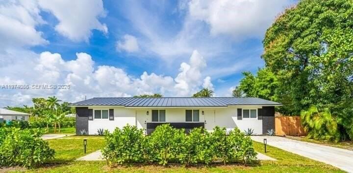 1001 Ne 110th St #1003