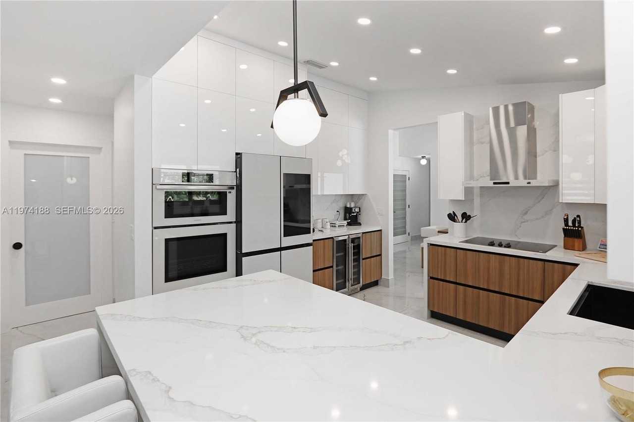 14211 Sw 31st St #0 - Photo 6 of 15