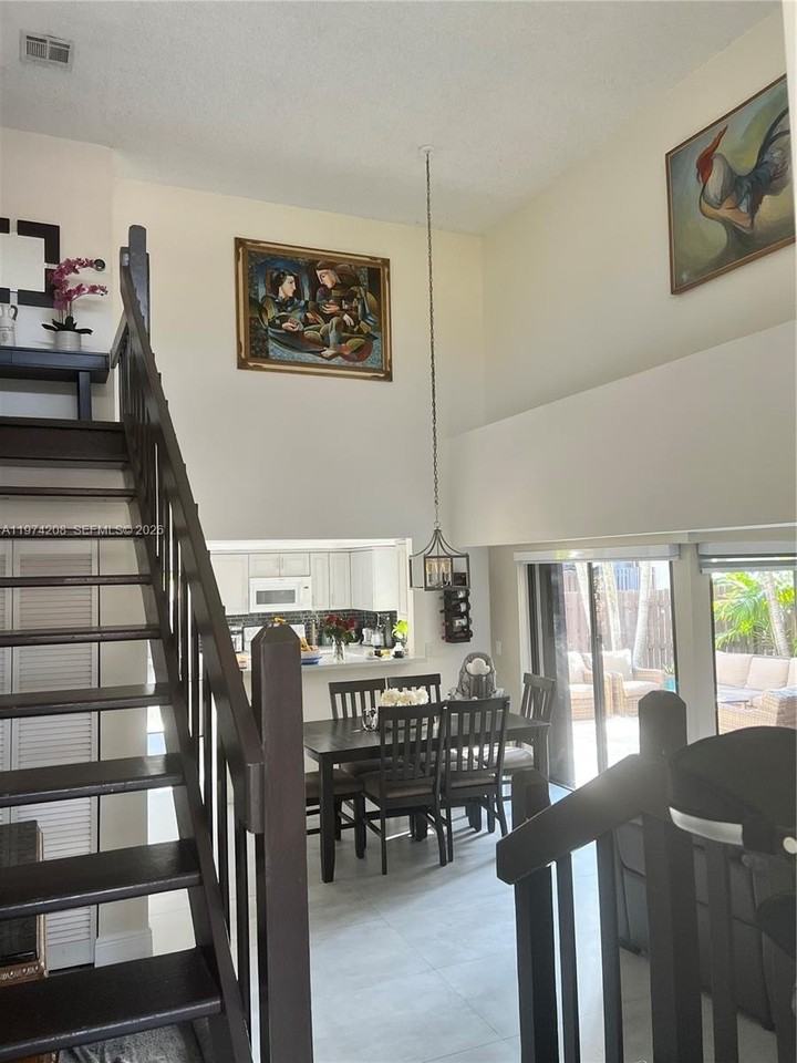 13245 Sw 111th Ter #30-3 - Photo 2 of 33