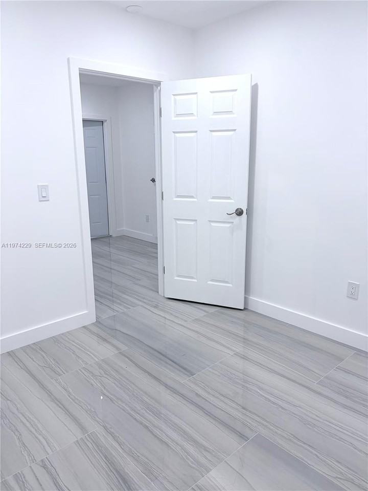 13723 Sw 282nd Ter #1 - Photo 7 of 13