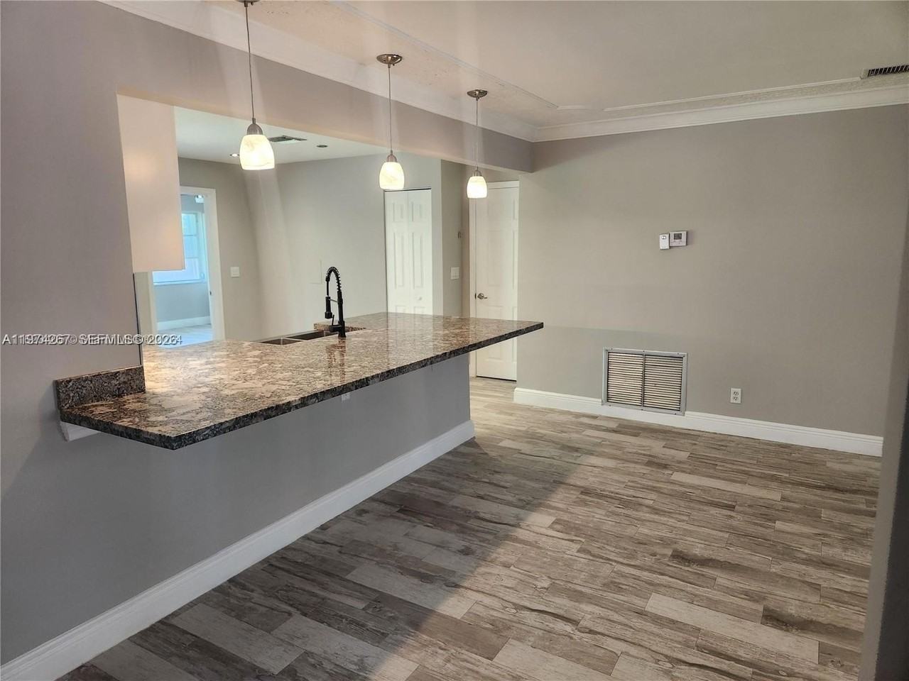 107 18th Ave S - Photo 6 of 21